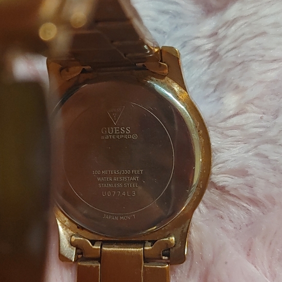 Guess watch rose gold - Picture 3 of 4